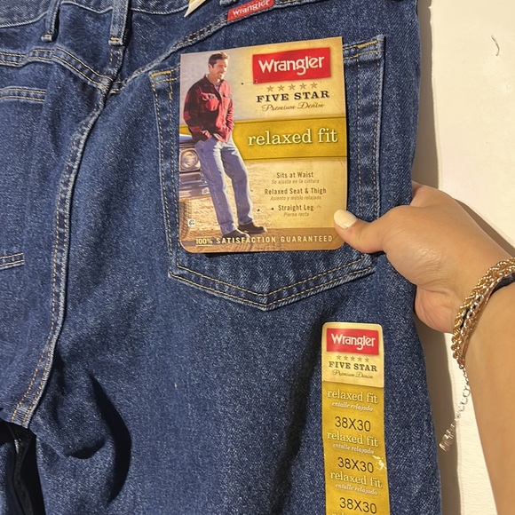 NEW Wrangler Men's Five Star Relaxed Fit Dark Rinse Denim Jeans Size 38 - Picture 10 of 11